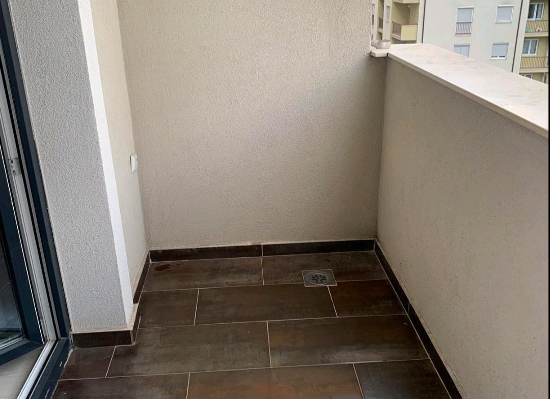 BANESË 64.2m² në shitje – Rr. Hajrullah Zymi, Fushë Kosovë