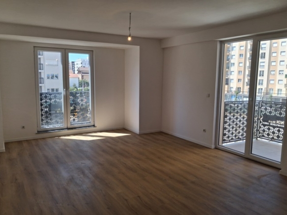 BANESË 84m² në QIRA – Rr. Pajazit Islami, Fushë Kosovë